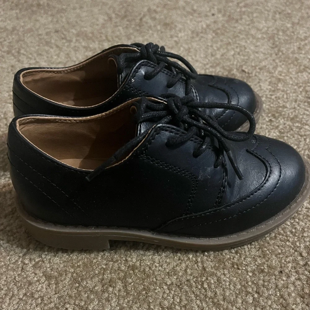 Gymboree boys dress shoes - Picture 1 of 3